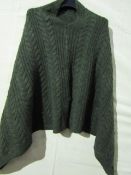 Knitted Mixed Fibre Poncho Green One Size New & Packaged