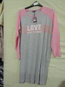 Foxbury Ladies Varsity Long Sleeve Nightie Size 12-14 New & Packaged