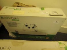 Xbox one S 1TB All digital console, powers on and˜ goes through to the home screen, comes with