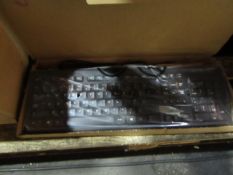 Usb keyboard, looks unused and boxed