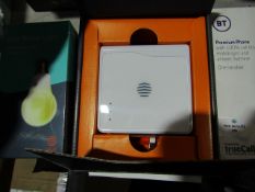 Hive smart lighting set, includes a Hive Hub and 2 Hive active light Bulbs all boxed