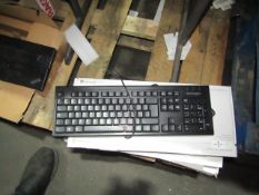 3x Microsoft 600 wired Keyboards, all working an dboxed