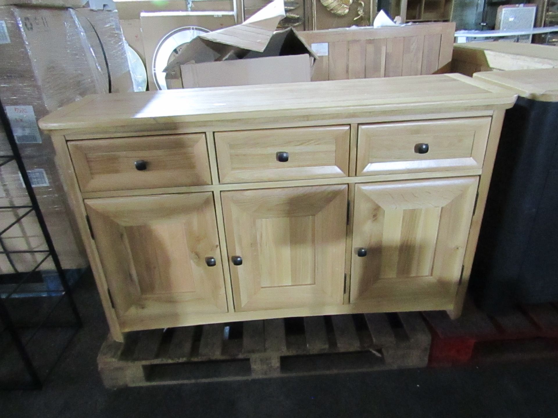 Oak Furnitureland Wiltshire Natural Solid Oak Large Sideboard RRP ¶œ449.99