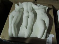 Small Three Graces - Wall Art - See Image For Design - New & Boxed.