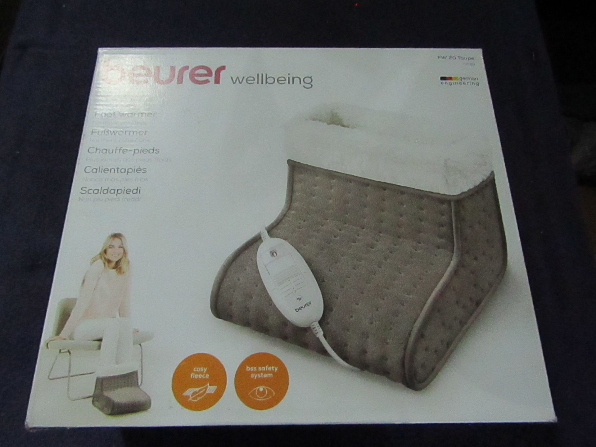 Beurer - FW20 Foot Warmer - Item Is Grade B, But Unchecked By Us & Boxed.