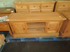 Oak Furnitureland Canterbury Natural Solid Oak Large Tv Cabinet RRP Â£349.99 (SKU OAK-APM-BOS023 PID