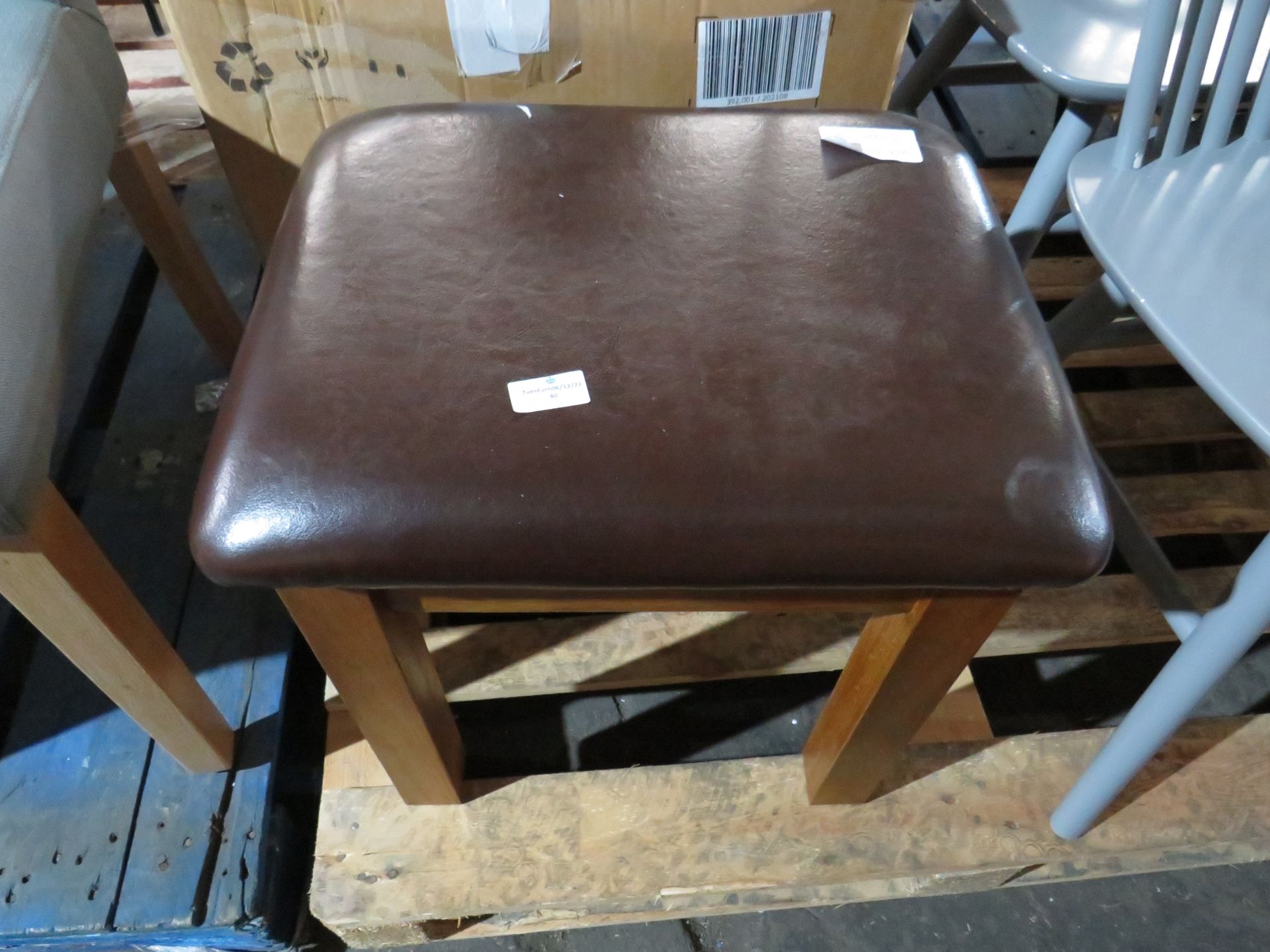 Oak Furnitureland French Farmhouse Rustic Solid Oak Dressing Table Stool RRP Â£99.99 (PLT OAK-APM-