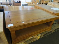 Oak Furnitureland French Farmhouse Rustic Solid Oak Coffee Table RRP ¶œ279.99 (SKU OAK-APM-SHA023 PI