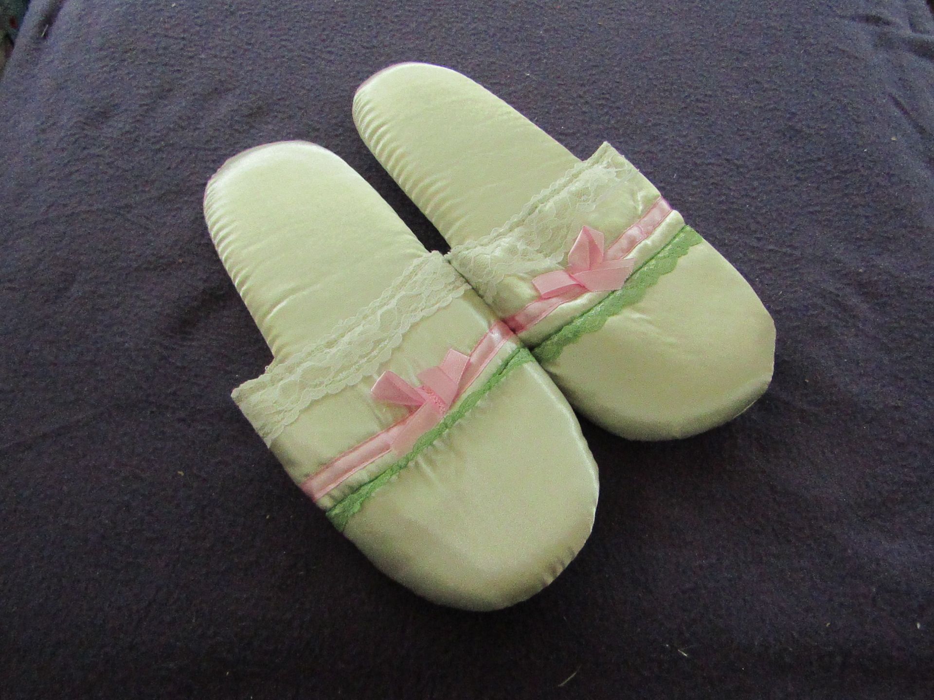 4x Unbranded - Ladies Silk Slippers - No Size - Unused & Packaged.