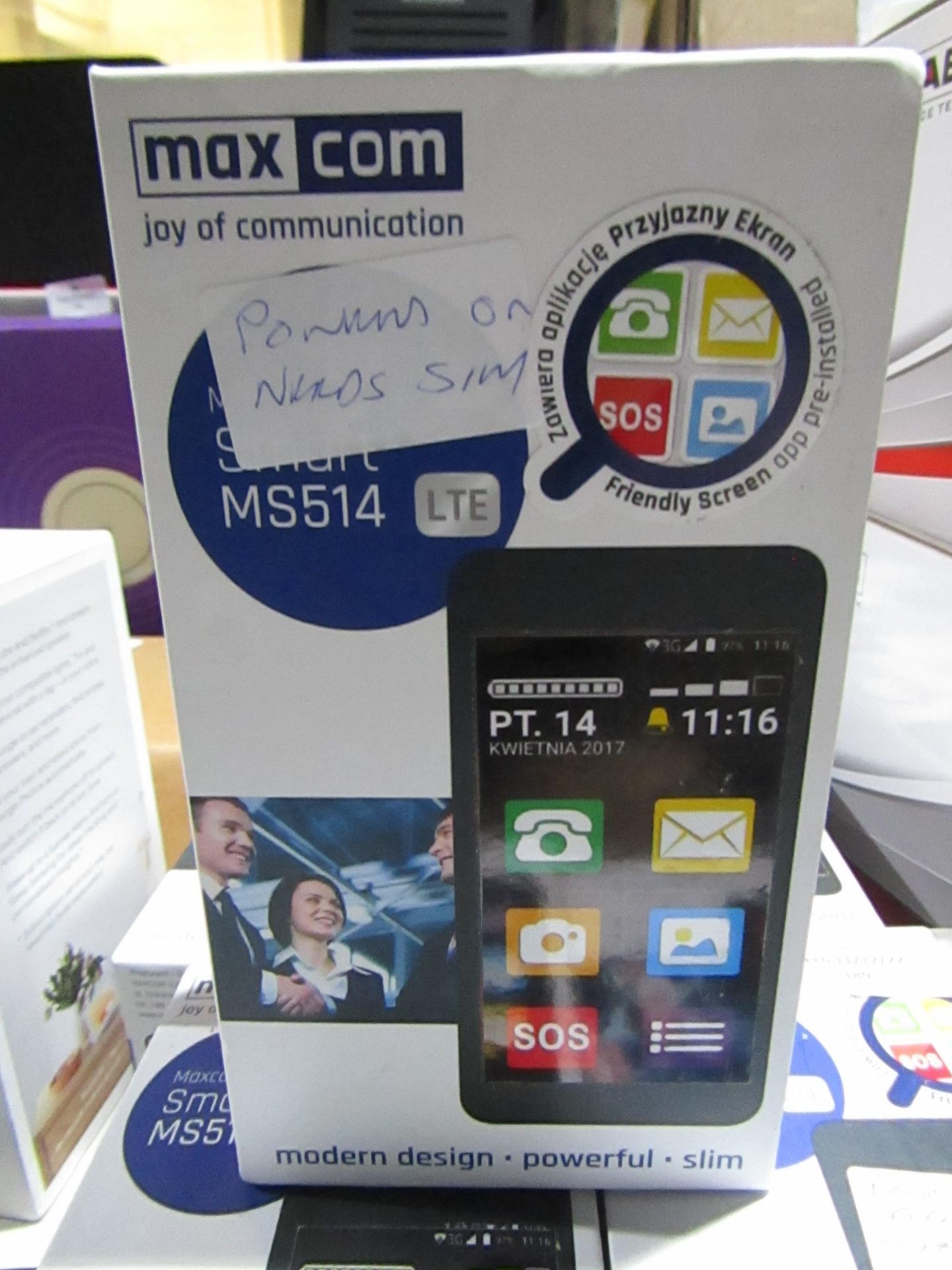 Scotts of Stow Maxcom MS514 Easy to Use Smartphone 1.2gb Quad Core 8mp Cam RRP œ49.99 - powers on