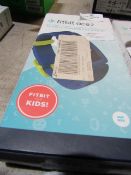 Fitbit Ace 2 edition futness tracker for kids, powers on, in orignal box with charger