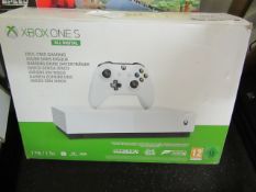 Xbox one S, powers on but he HDMI output appears to be faulty, boxed