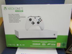 Xbox ONE S 1TB games console, comes in original box, the unit powers on and goes to the setup