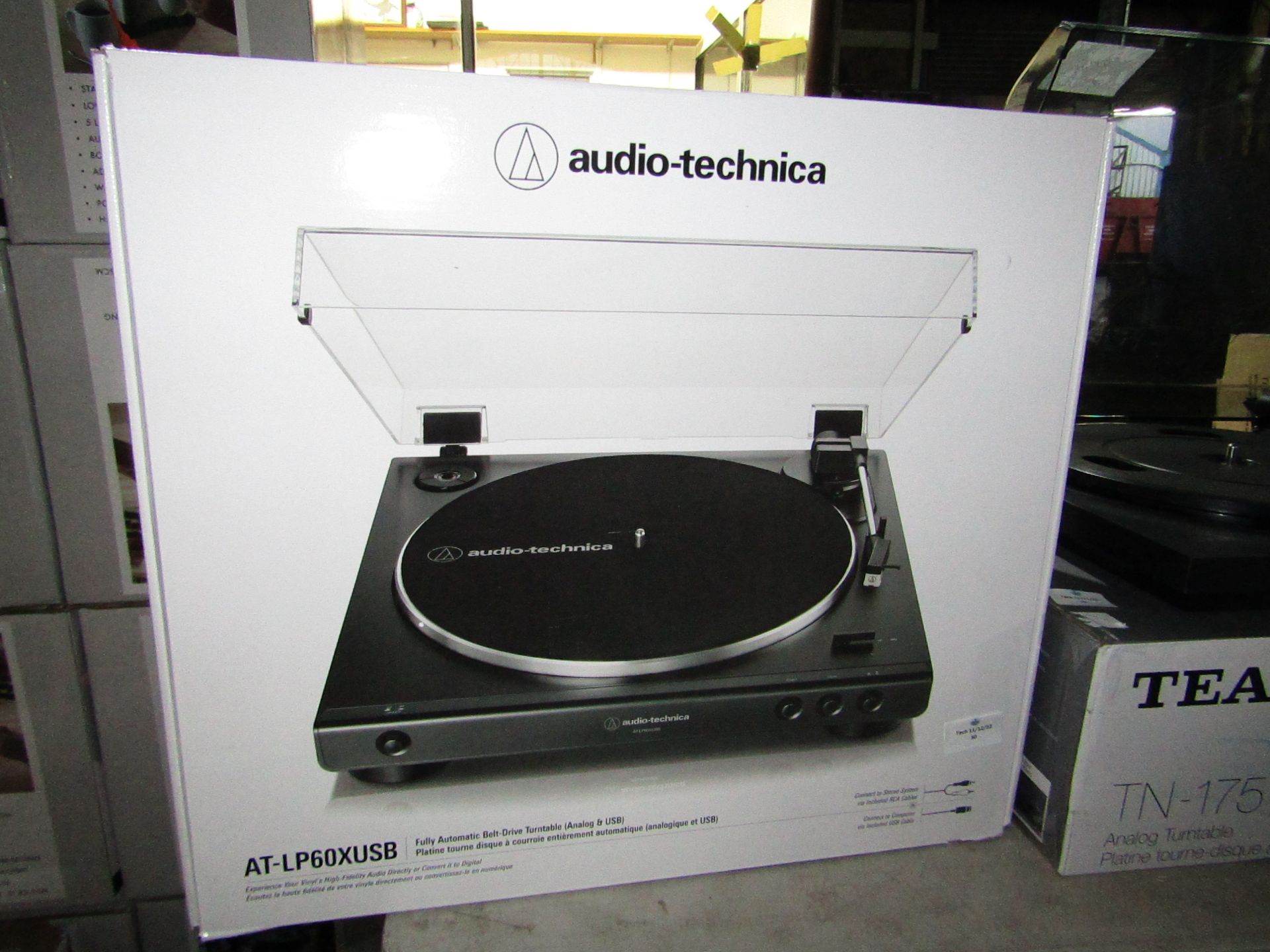 Audio Technica LP60XUSB Black USB Turntable, working in original box, PLU 404908