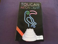 Toucan Neon light - Unchecked & Boxed.