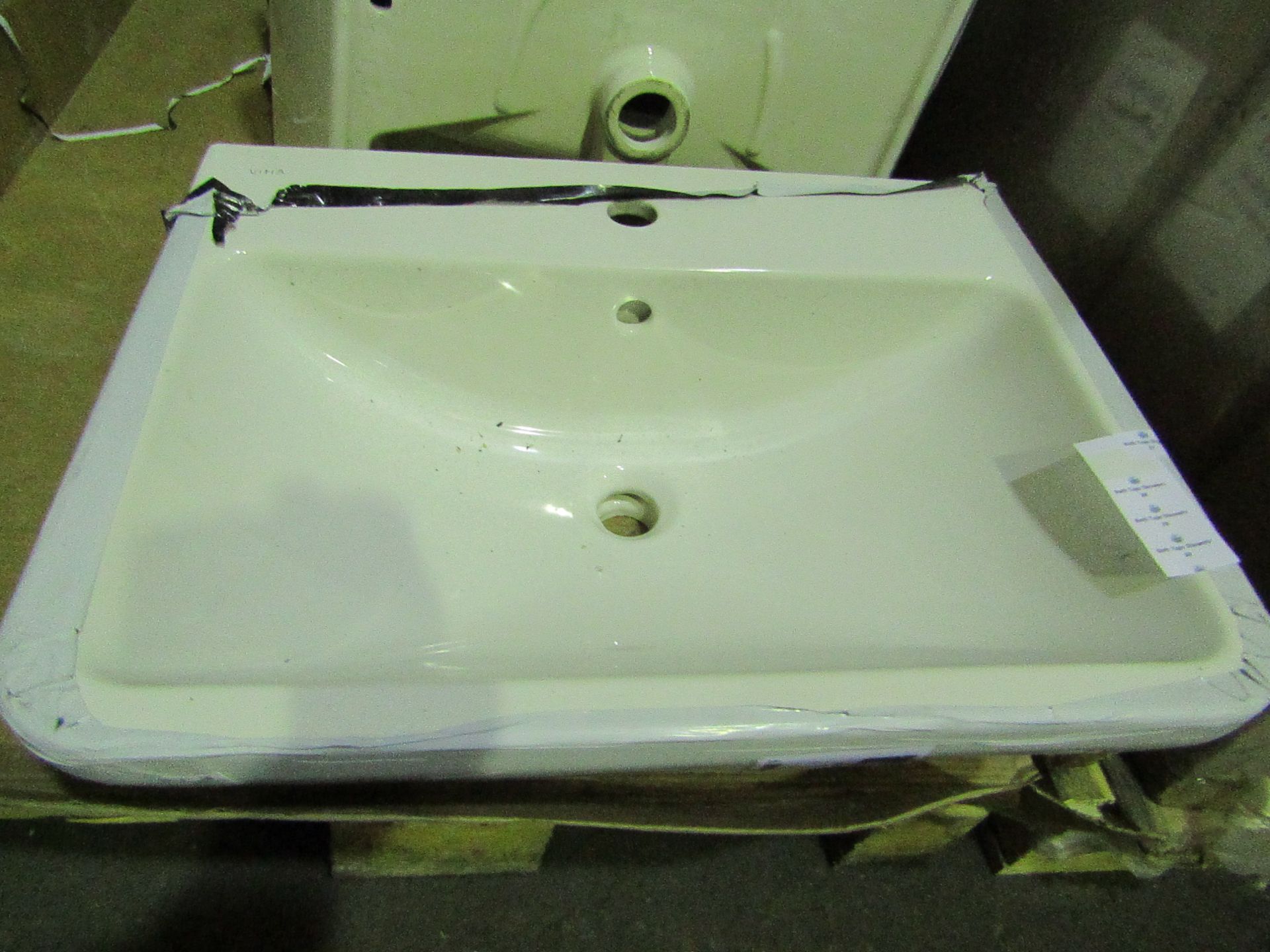 Vitra - Branded White Basin 600mm 1TH - Unused, No Packaging.