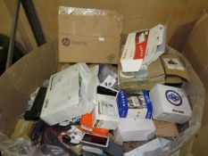 Mixed pallet of tech which iuncludes, non collected customer auction orders, faulty/missing part