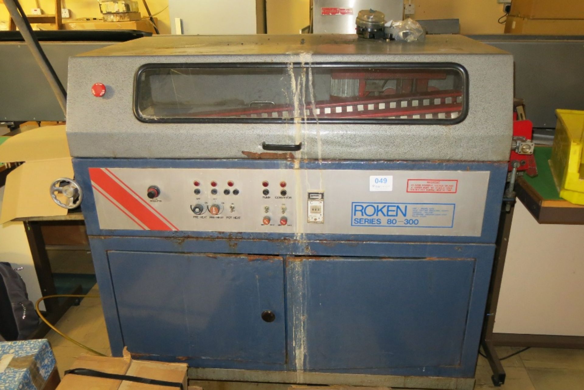 Rakon Series 80-30 flow solder machine with 5 section, illuminated work bench / conveyor system