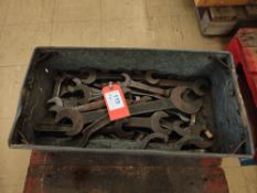 Quantity of large spanners as lotted