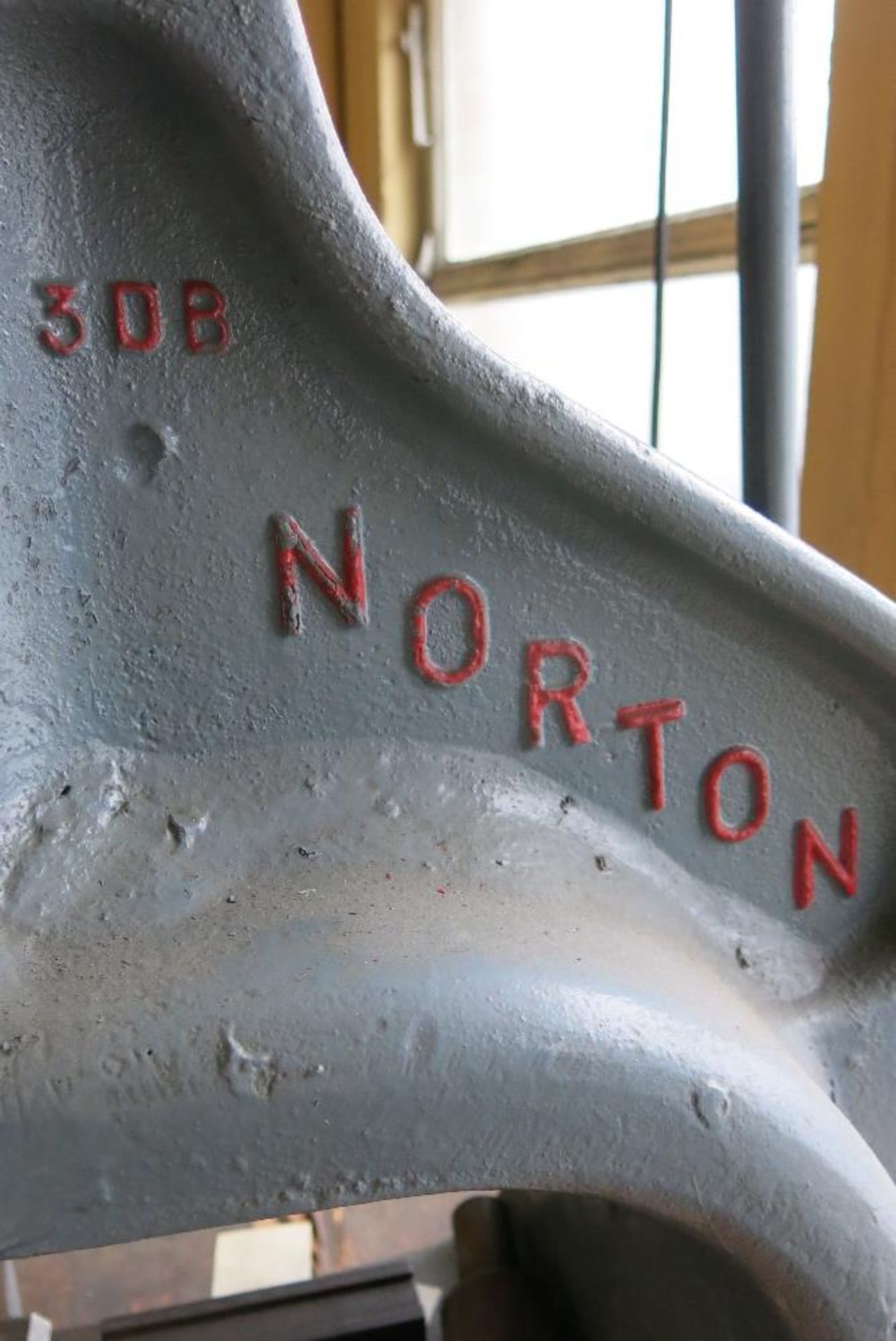 Norton 3DB fly press on table - Image 2 of 2