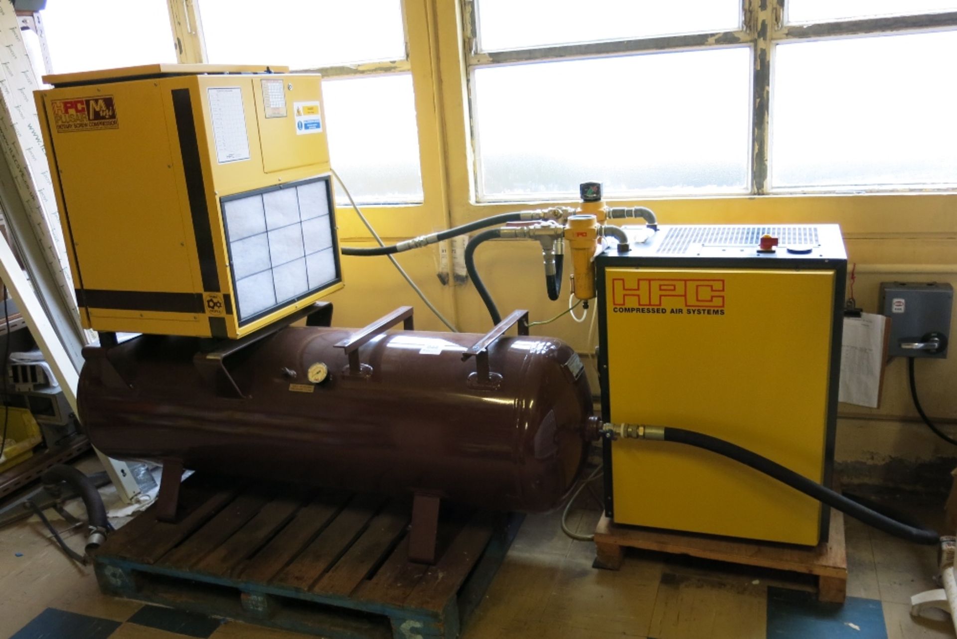 HPC Plusair mini SM8 rotary screw compressor mini on receiver & HPC TA8 Dryer - Image 2 of 3