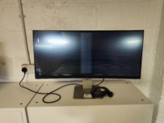 DELL 34" Curved Monitor - Damaged