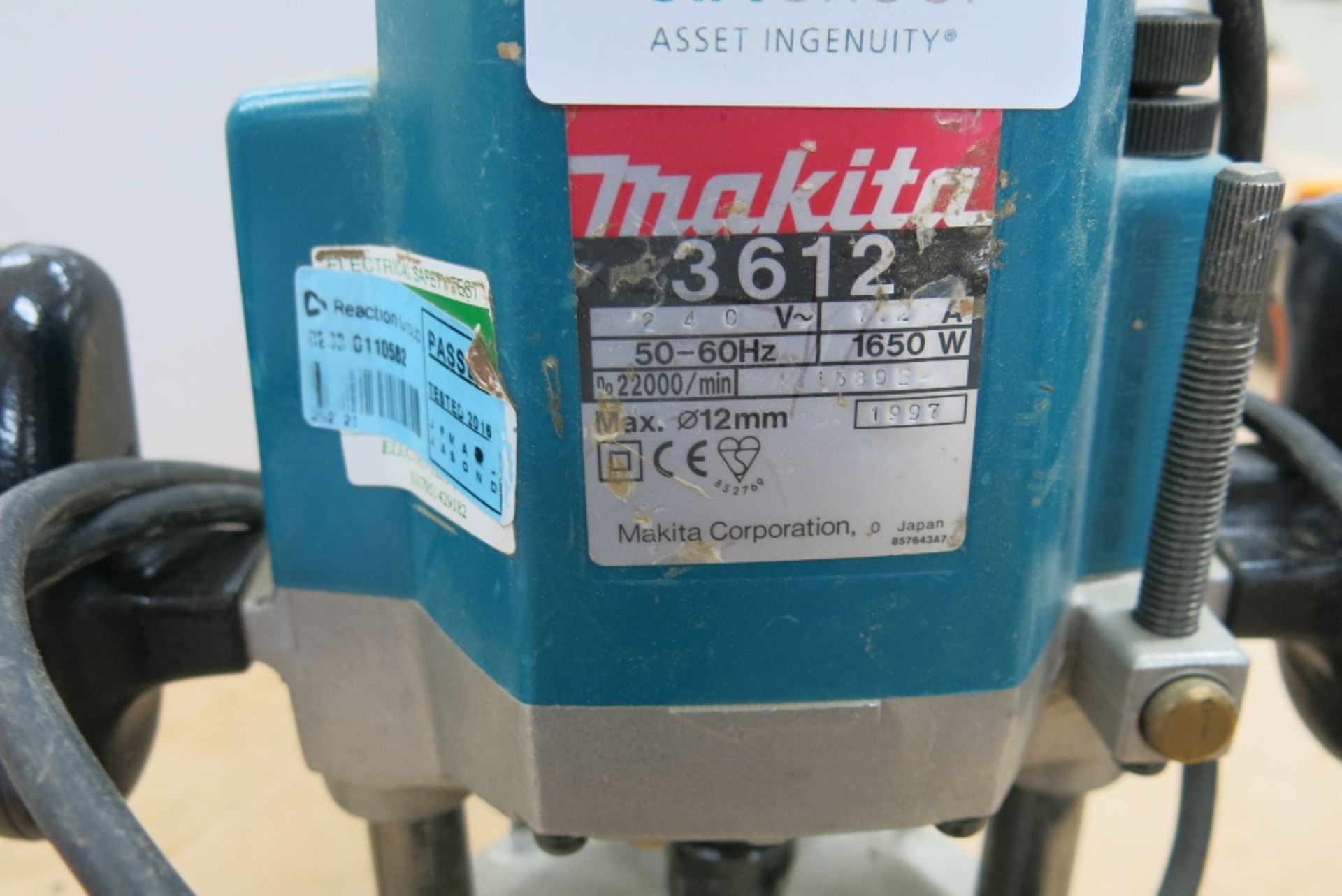 Makita 3612 plunge router - Image 2 of 2