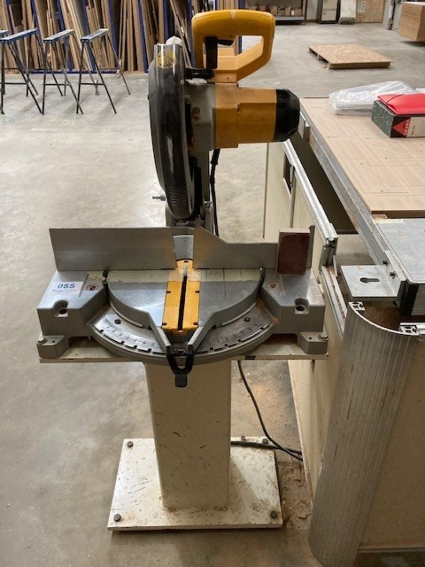 DeWalt mitre saw on metal stand - Image 2 of 2