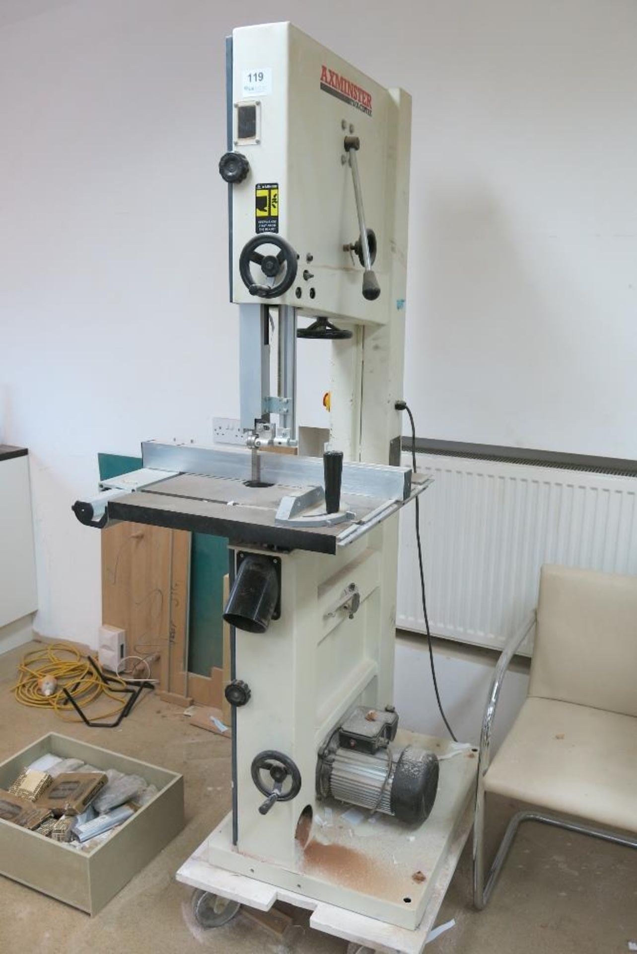 Axminster AWHBS450N vertical bandsaw