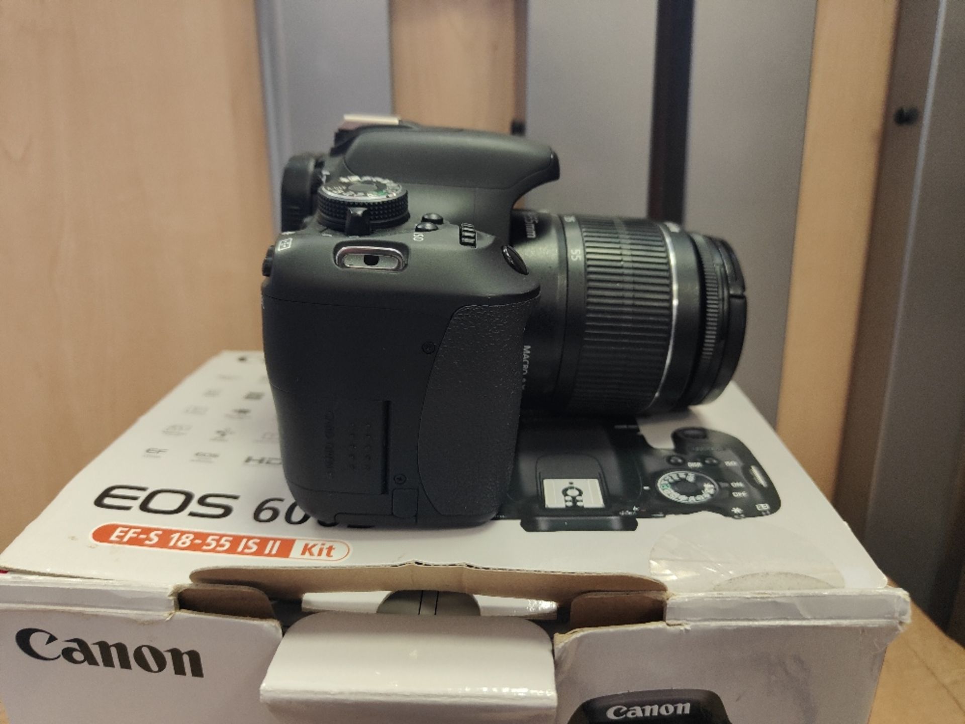 Canon EOS600D DSLR Compact System Camera - Bild 3 aus 8