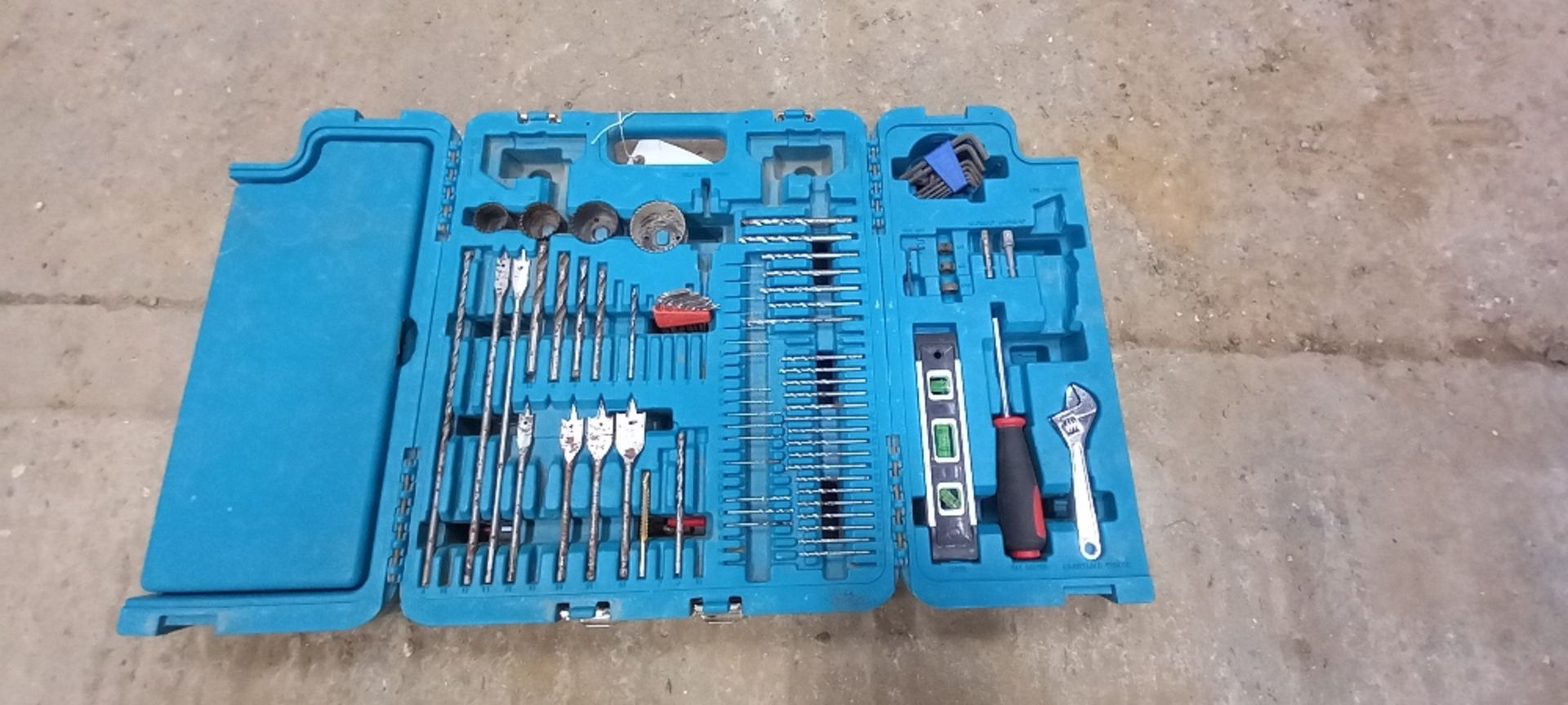 Makita Drill Bit & Tool Kit