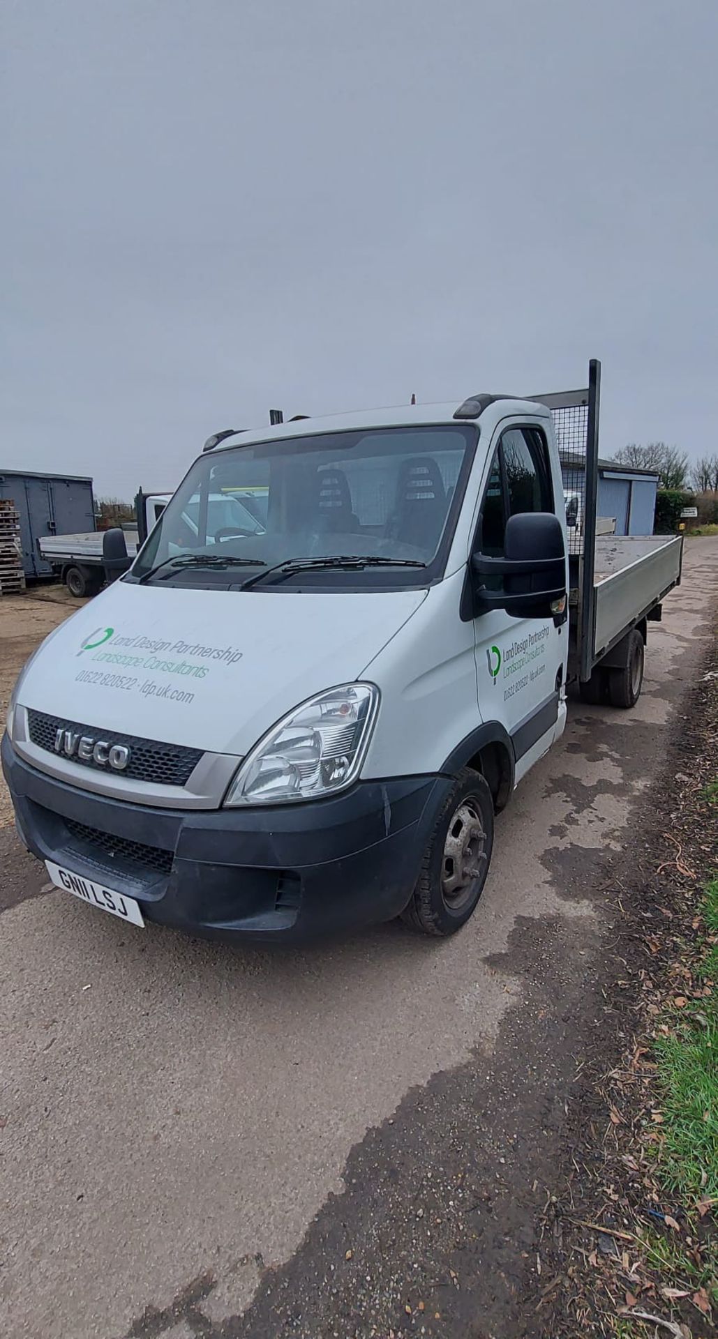 Iveco Daily 35C13 MWB 2.3L Drop side Truck - Image 2 of 10