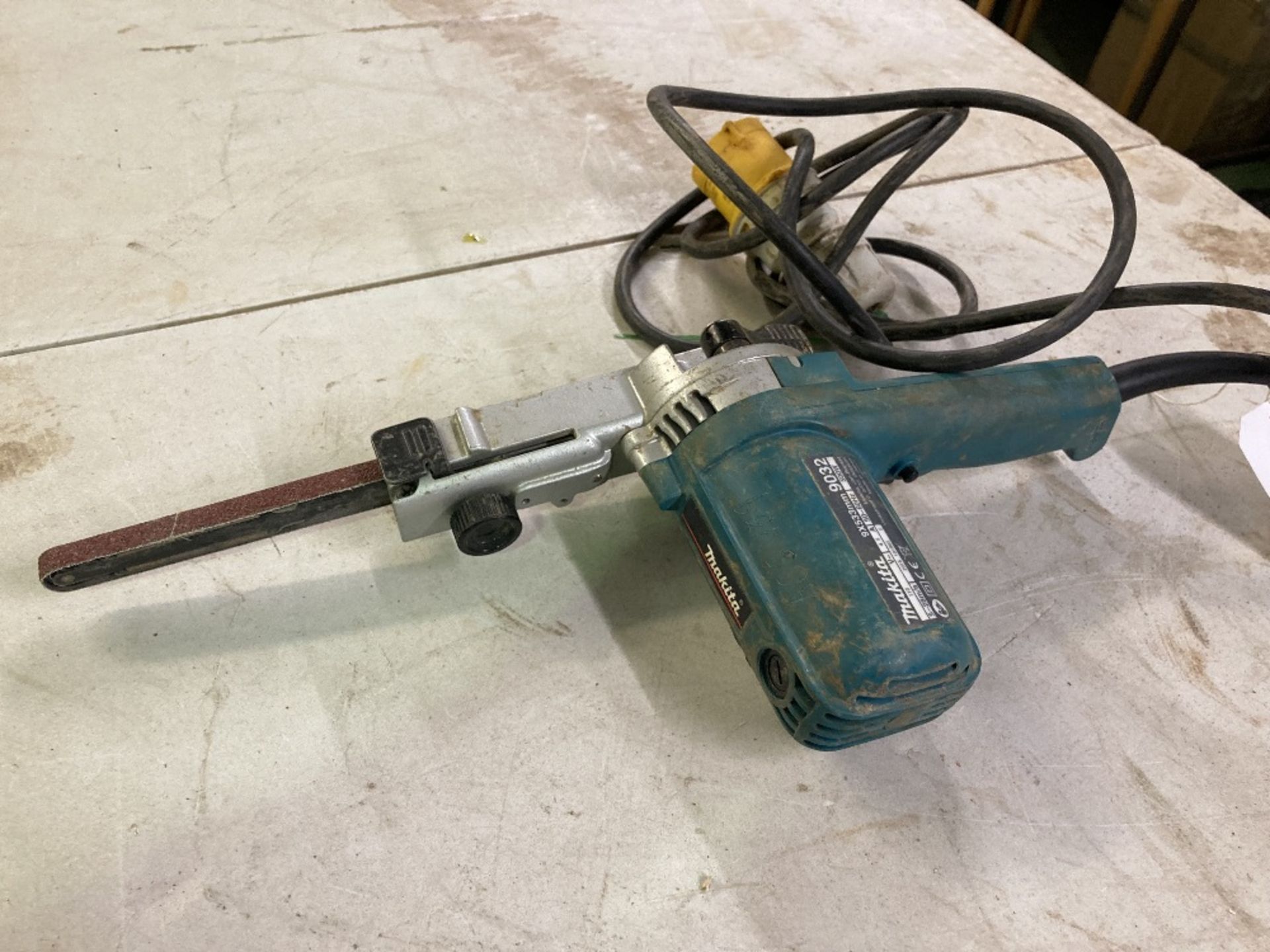 Makita 9032 9mm Filing Sander