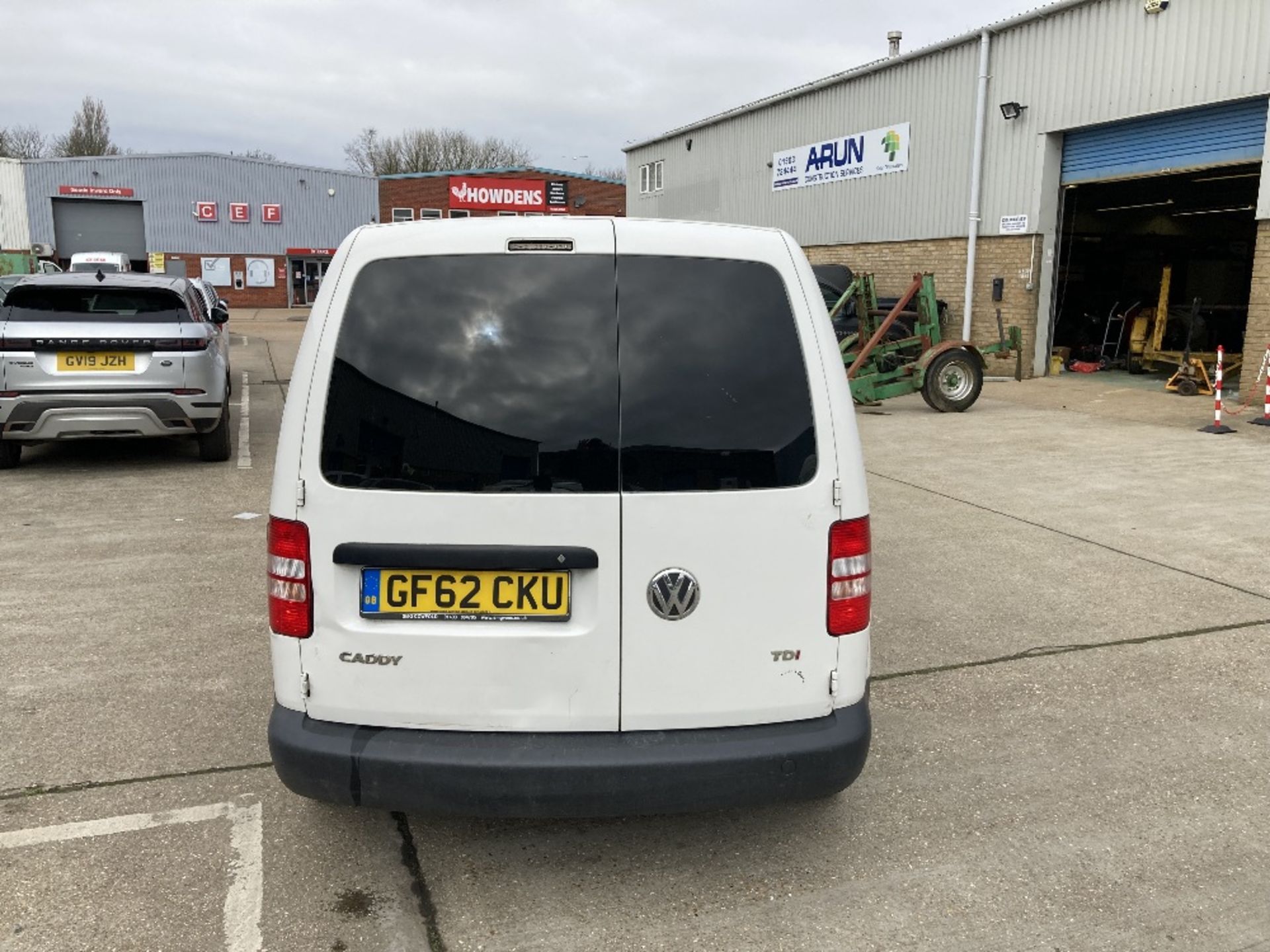 Volkswagen Caddy 1.6 TDi C20 Panel Van - Image 4 of 9