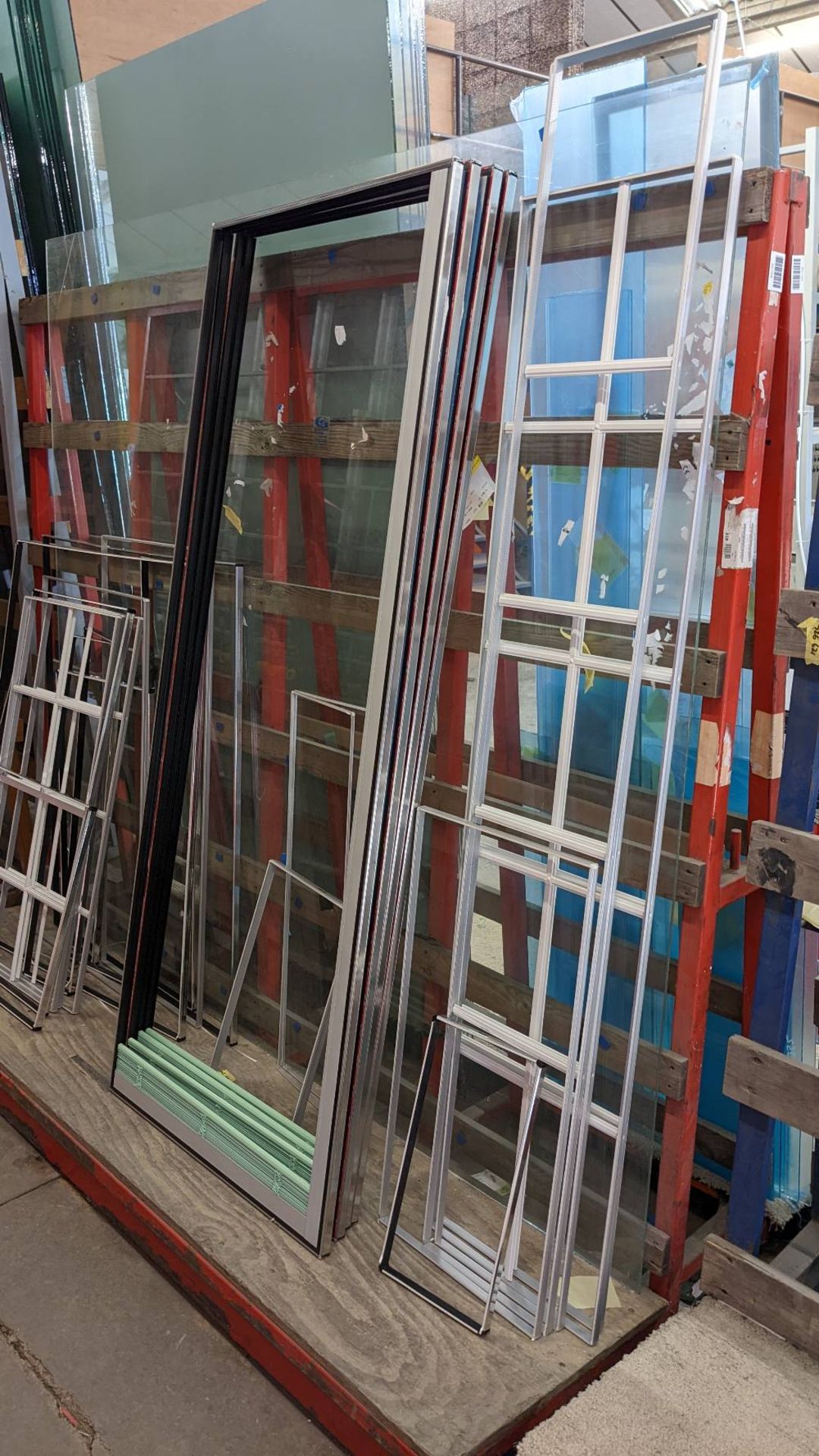 Metal Double Sided Layup Glass Rack with Quantity of Glass - Image 3 of 4
