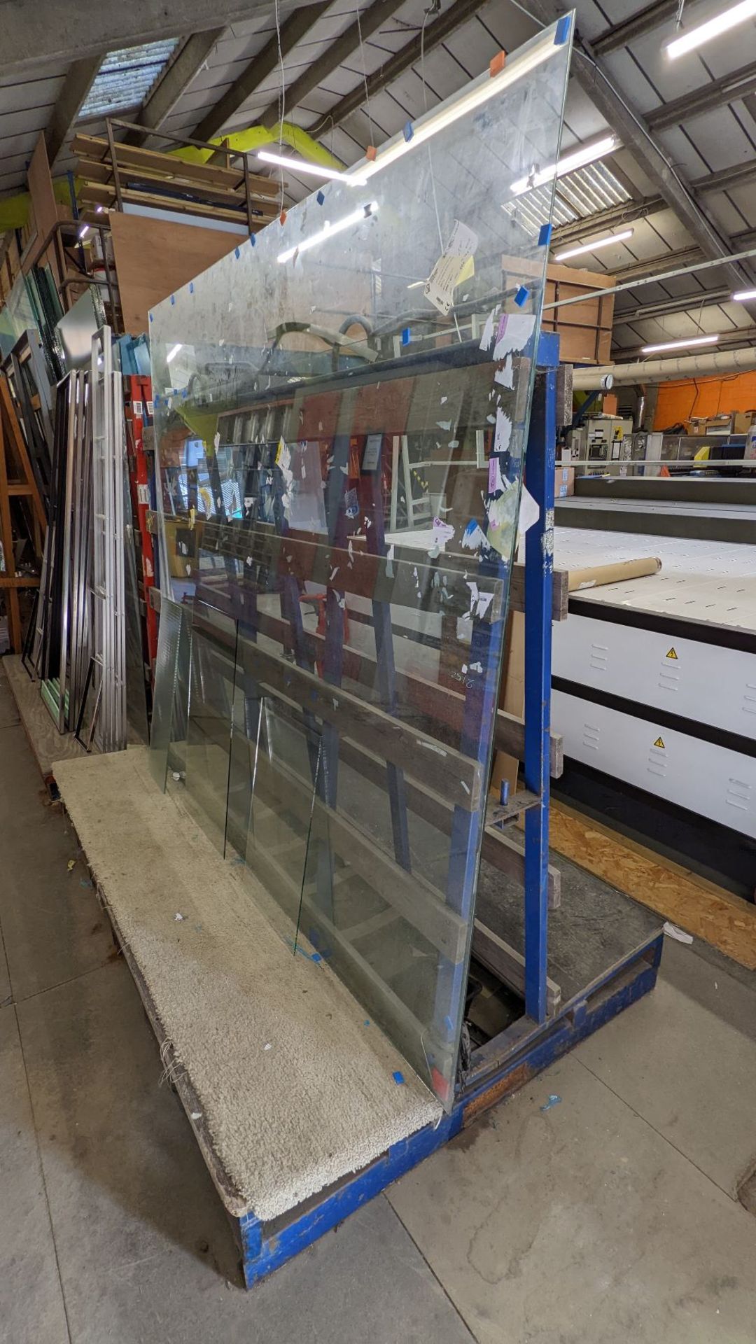 Metal Double Sided Layup Glass Rack with Quantity of Glass - Image 3 of 4