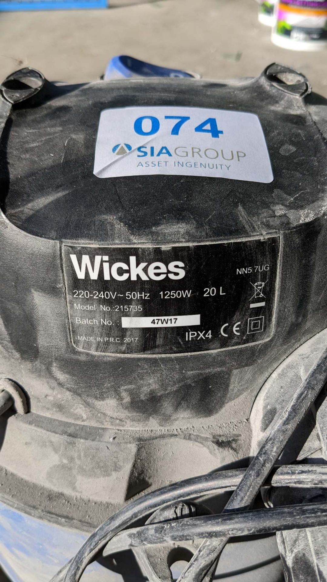 Wickes 1250W Vacuum Cleaner - Image 2 of 3