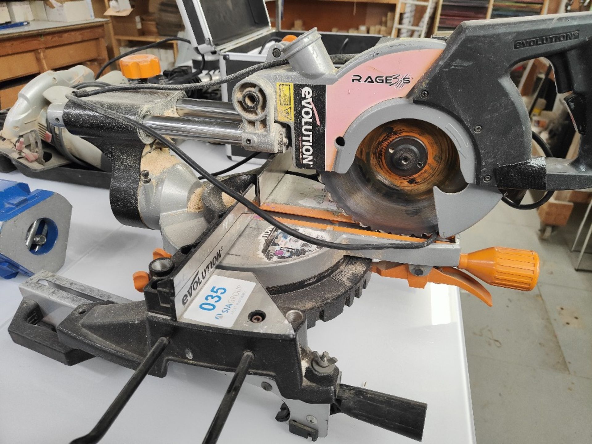 Evolution Rage 3-S 1500W Mitre/circular saw - Image 5 of 5