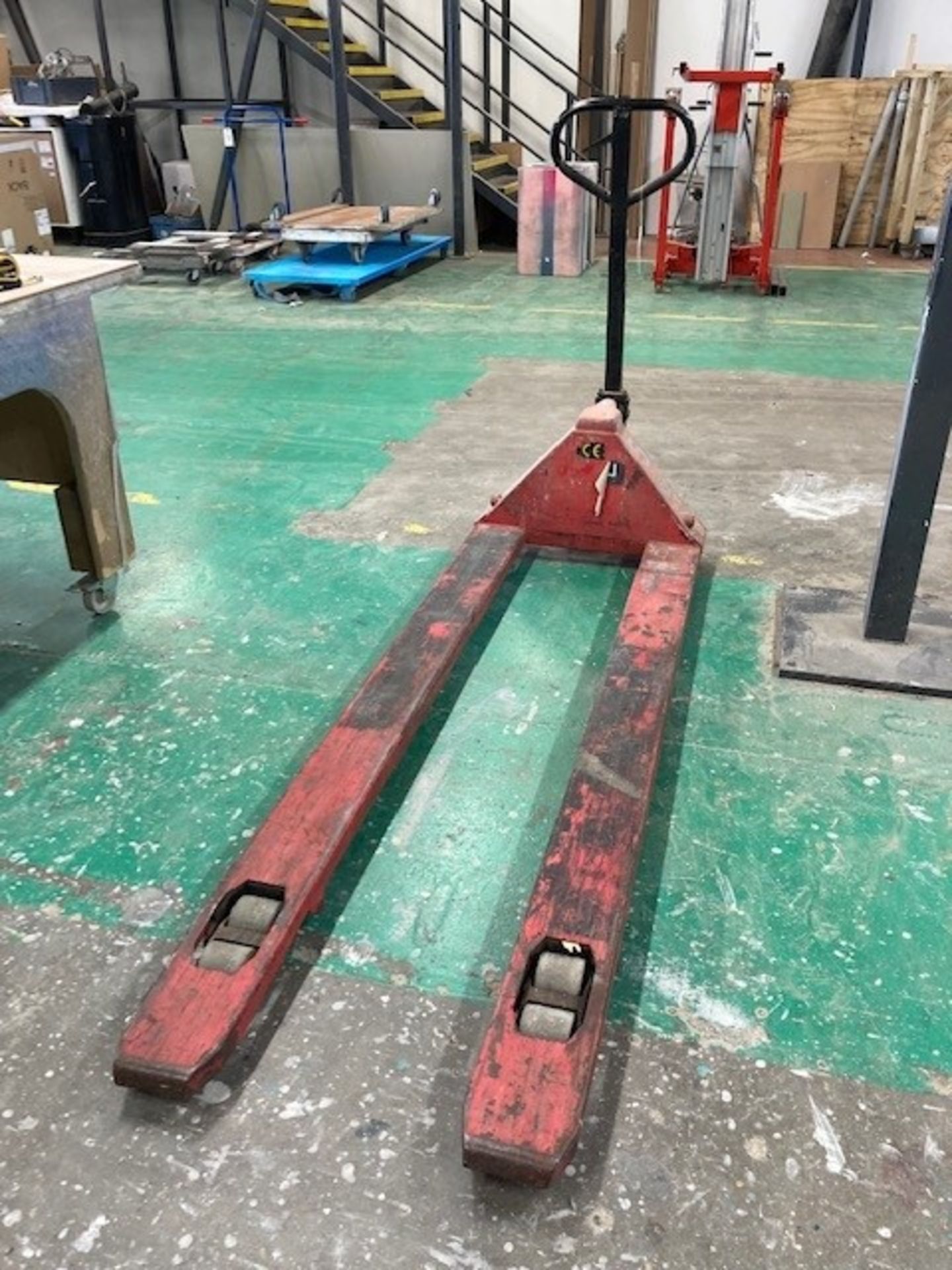 Long Fork Pallet Truck - Image 2 of 2