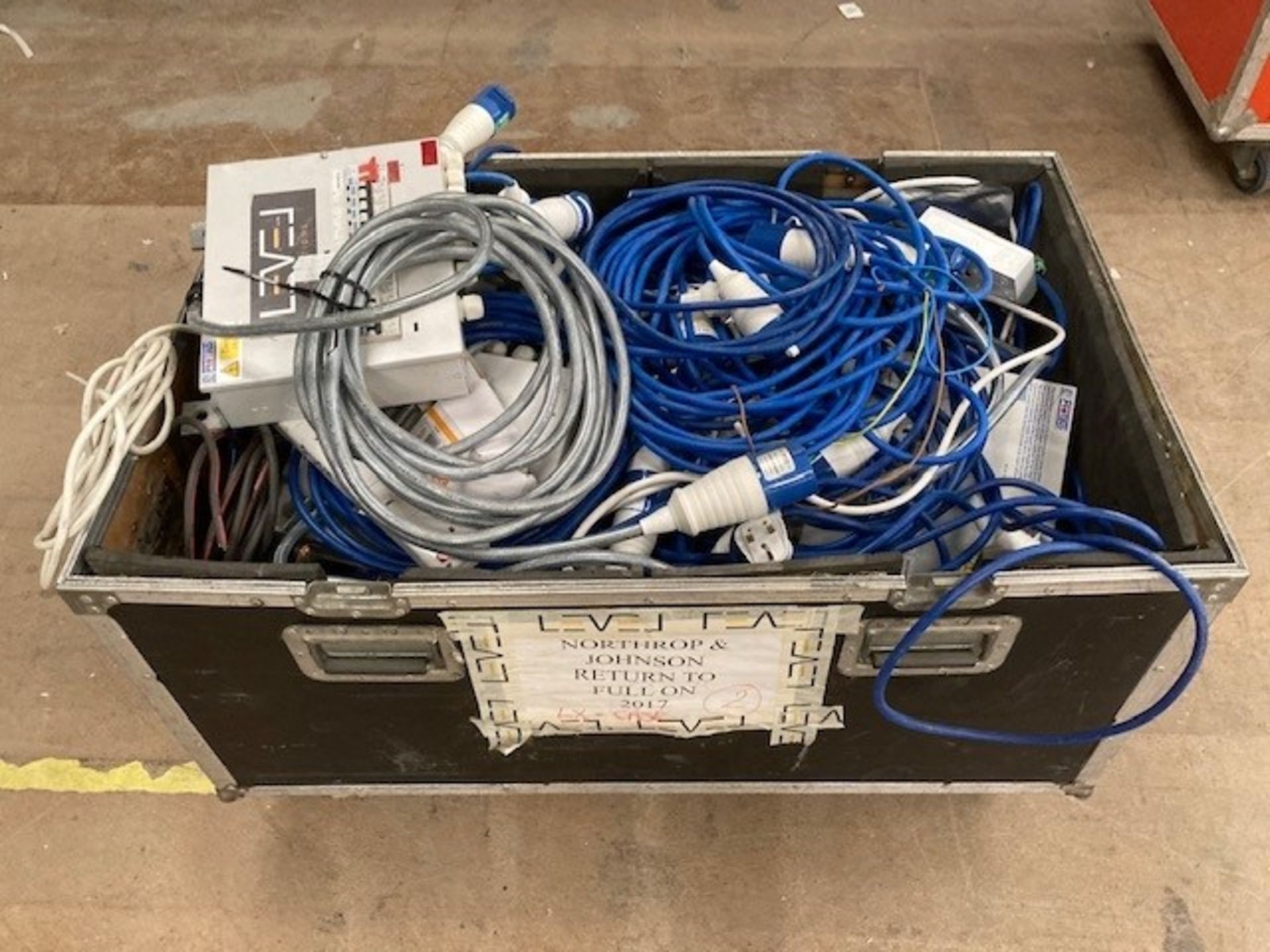 Flight Case & Large Quantity of Three Phase Cables