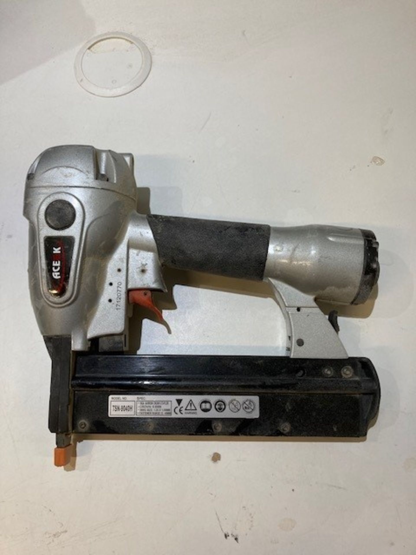 Ace & K TSN-9040H 90 Series 12-40mm Narrow Crown Stapler - Image 2 of 2