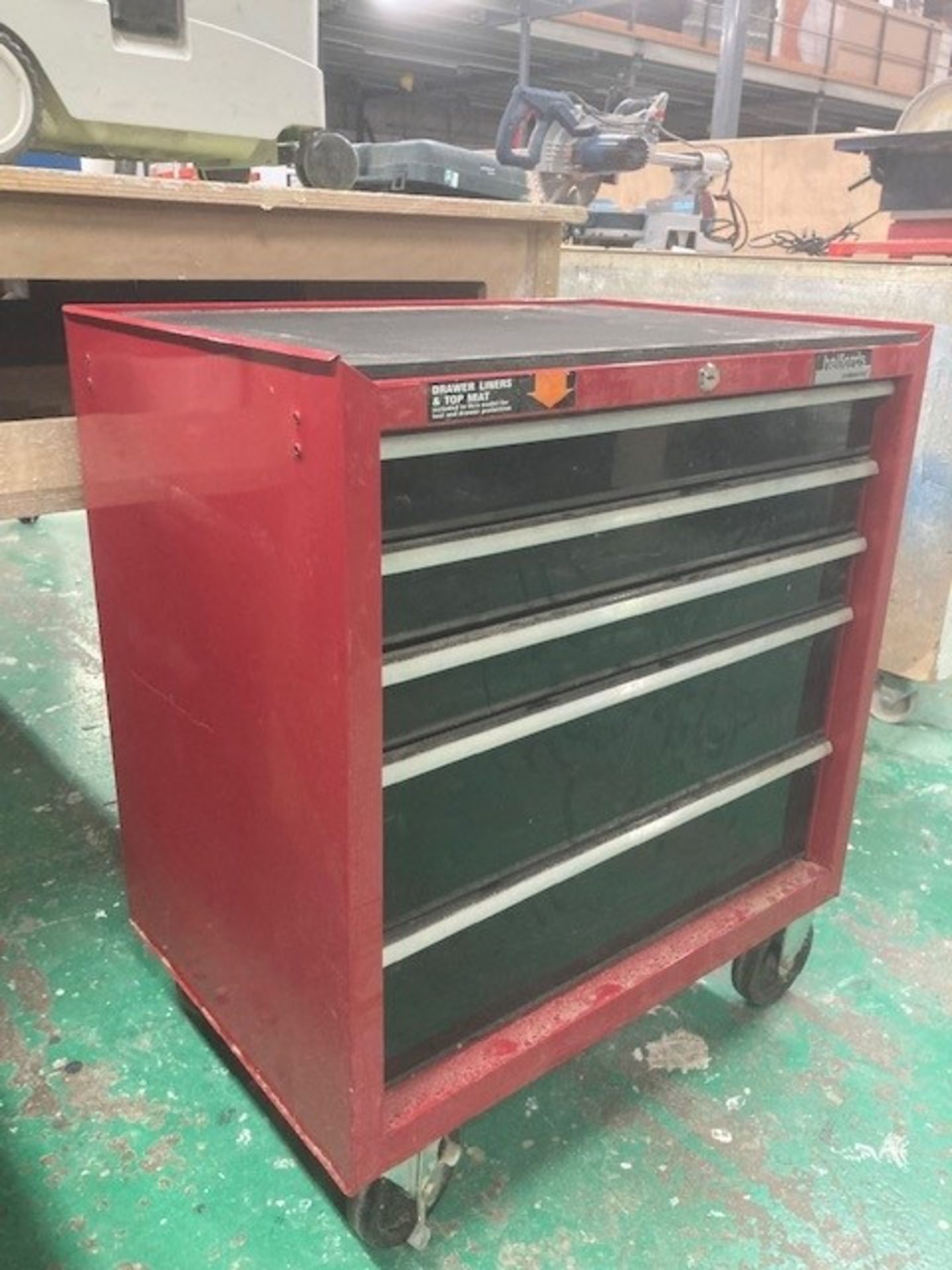 Halfords Five Drawer Mobile Steel Tool Chest - Image 2 of 2