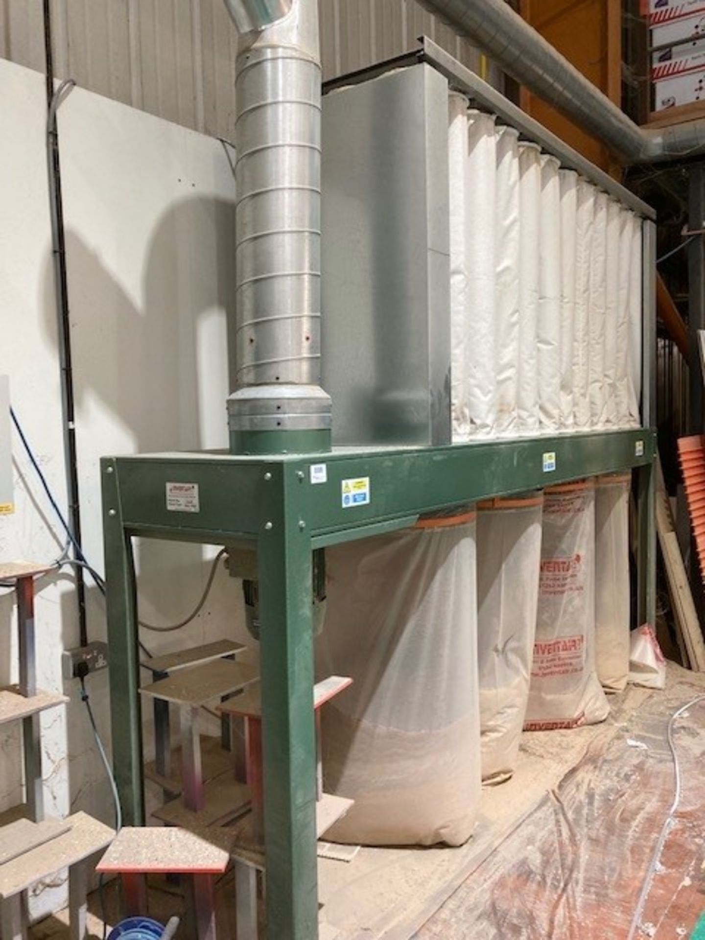 Inventair MK4-MTFA Four-Bag Dust Extractor (2017) - Image 2 of 5