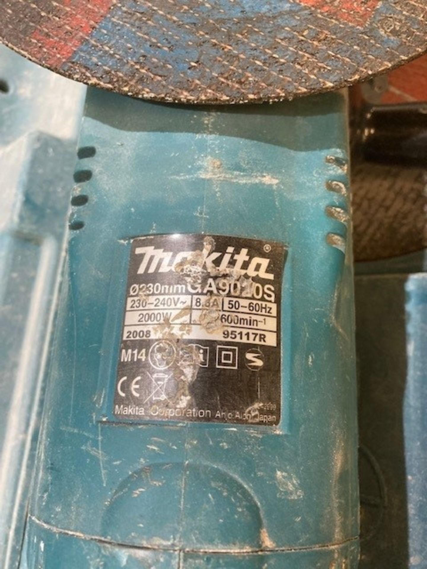 Makita GA9020S 230mm Angle Grinder - Image 3 of 3