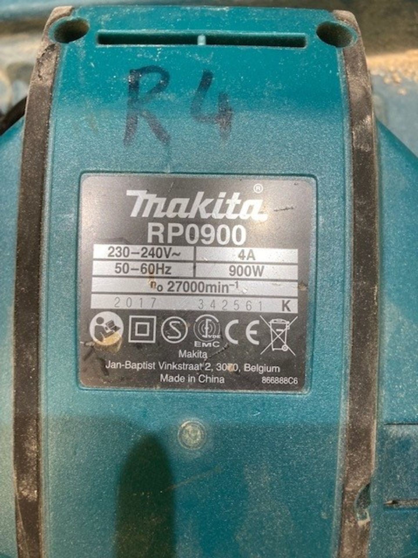 Makita RP0900 1/4" Plunge Router - Image 4 of 4