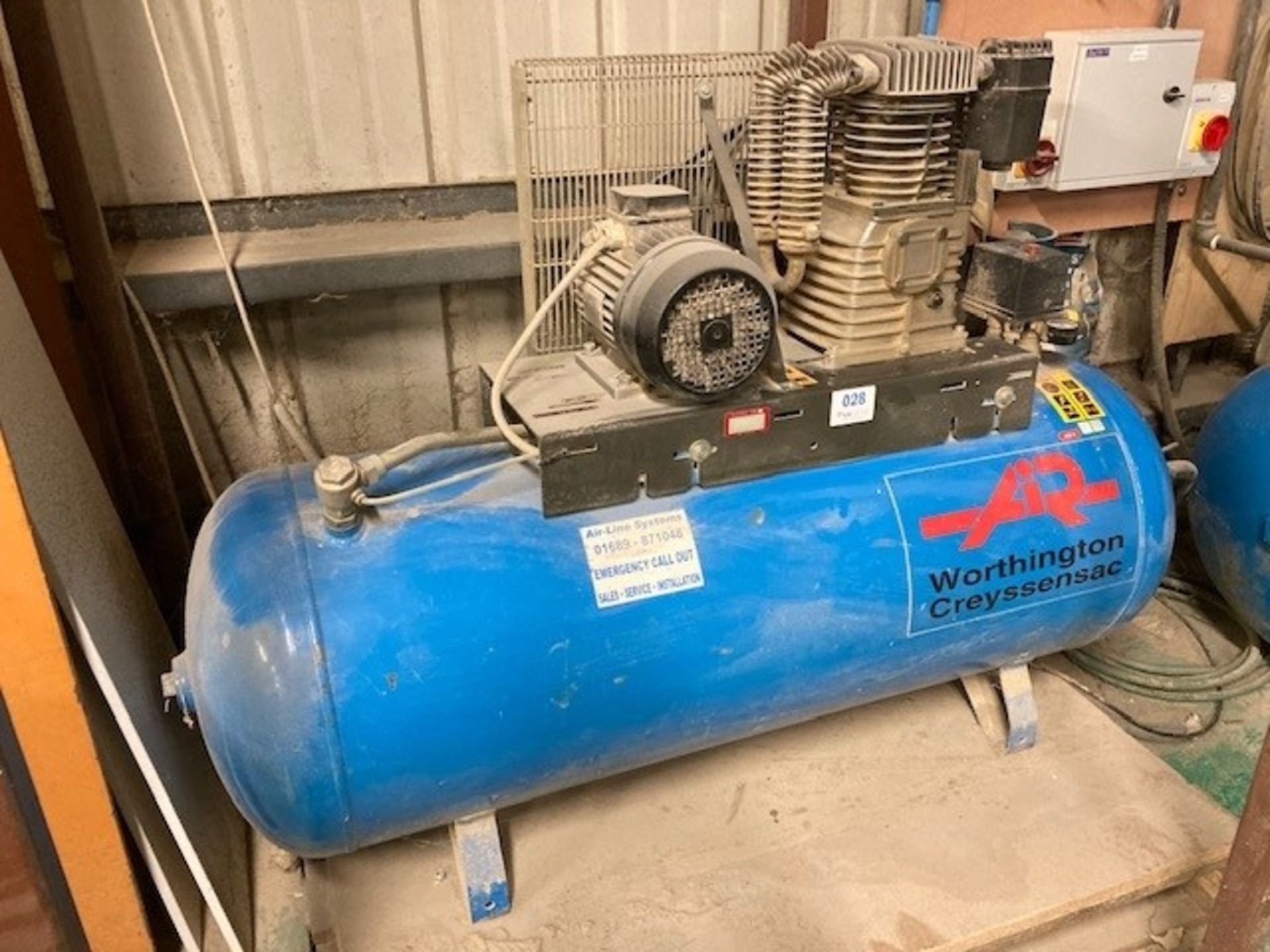 Worthington Creyssensac Type DX5300 10 Bar 270 Ltr Receiver Mounted Air Compressor