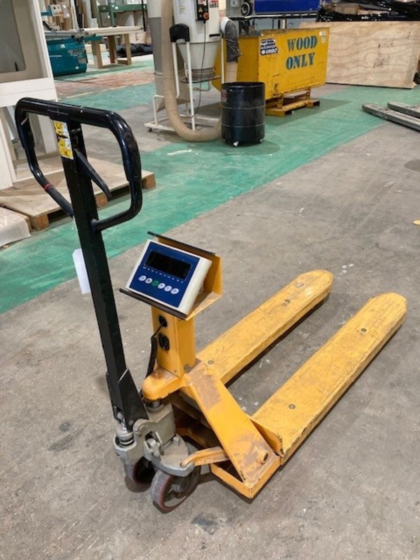 Midland Weigh Scale 2,000kg Pallet Truck - Image 2 of 4