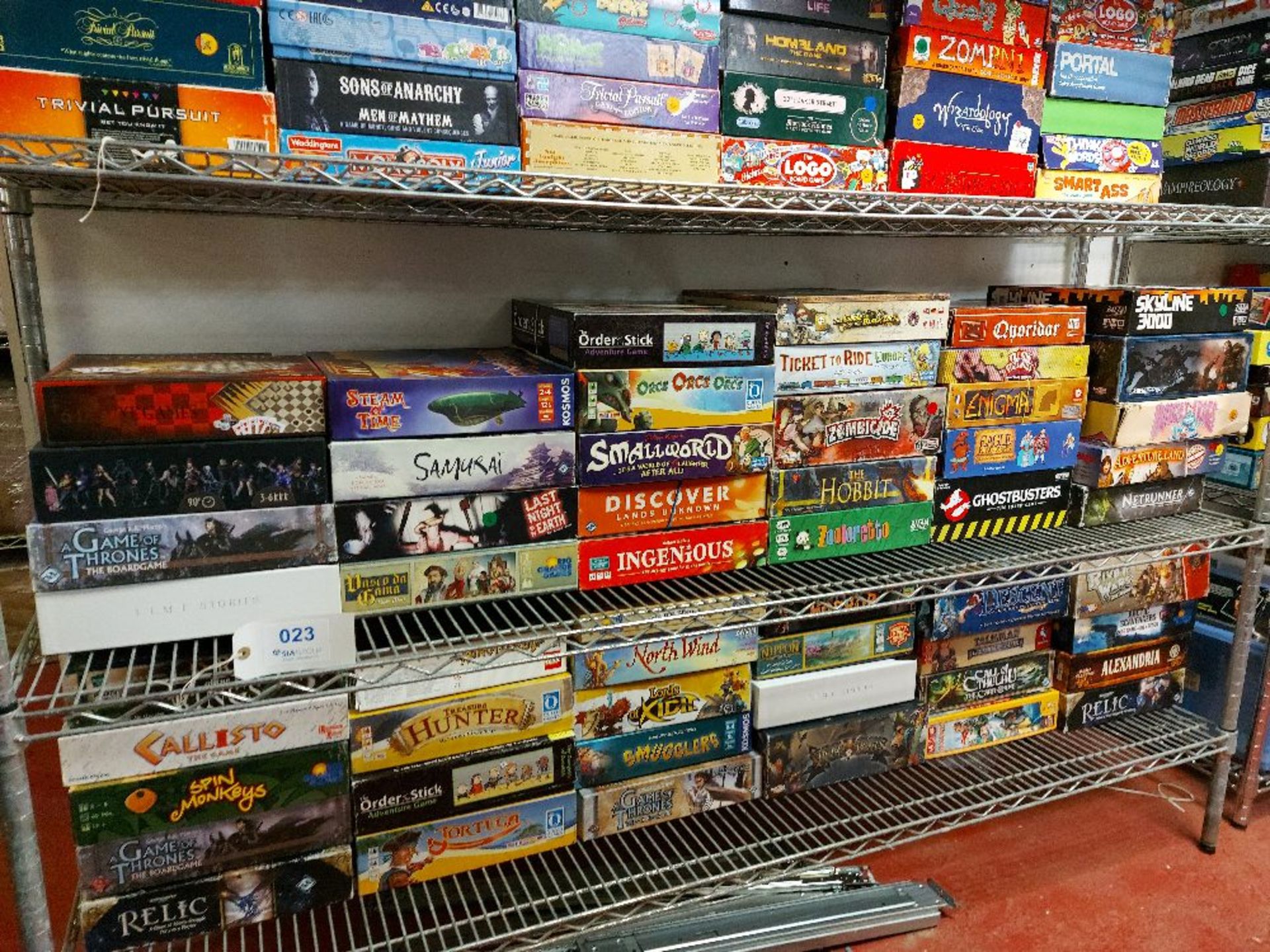 Contents of shelf to include quantity of board games