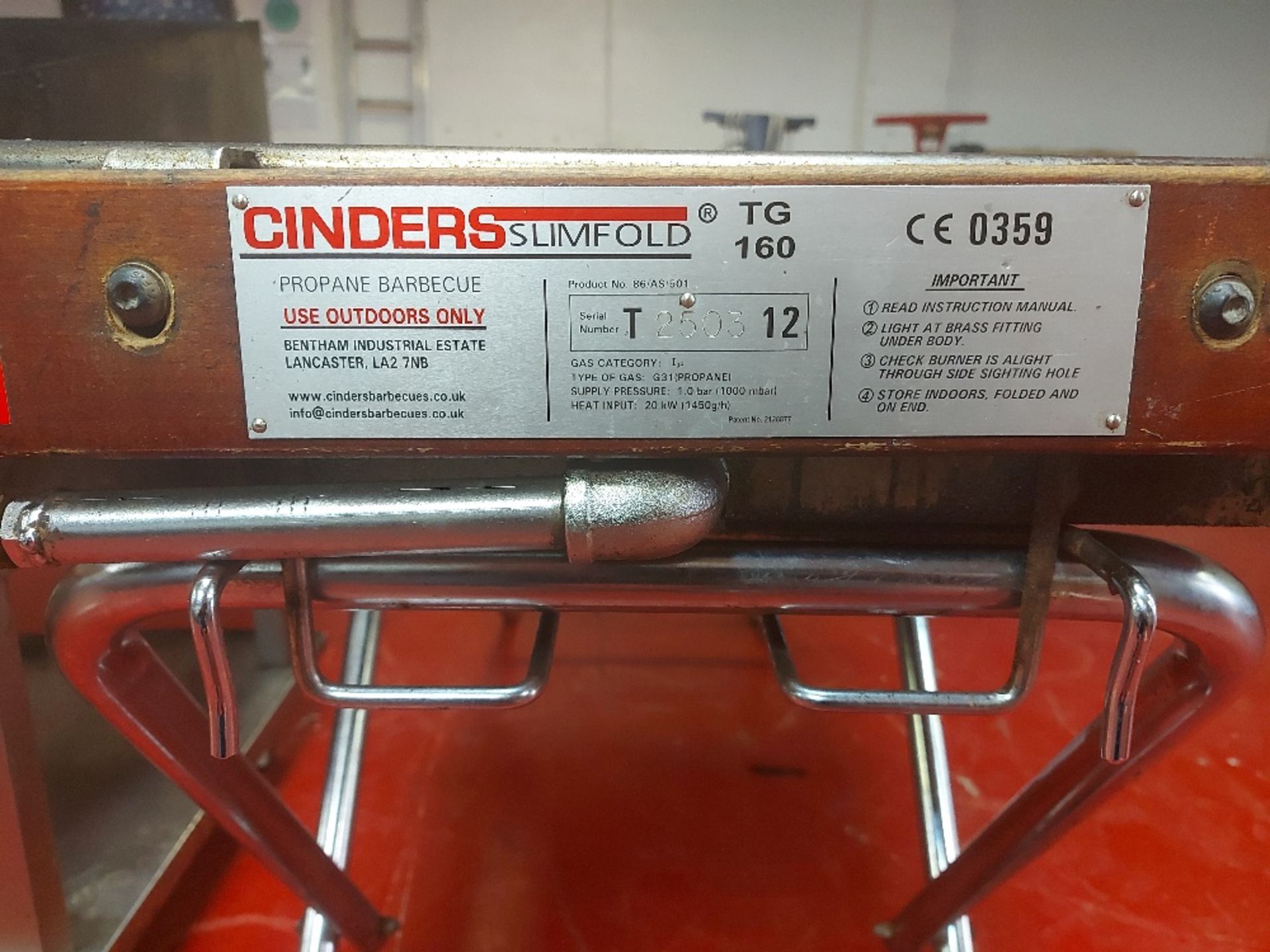 Cinders slimfold TG160 propane barbeque - Image 2 of 3