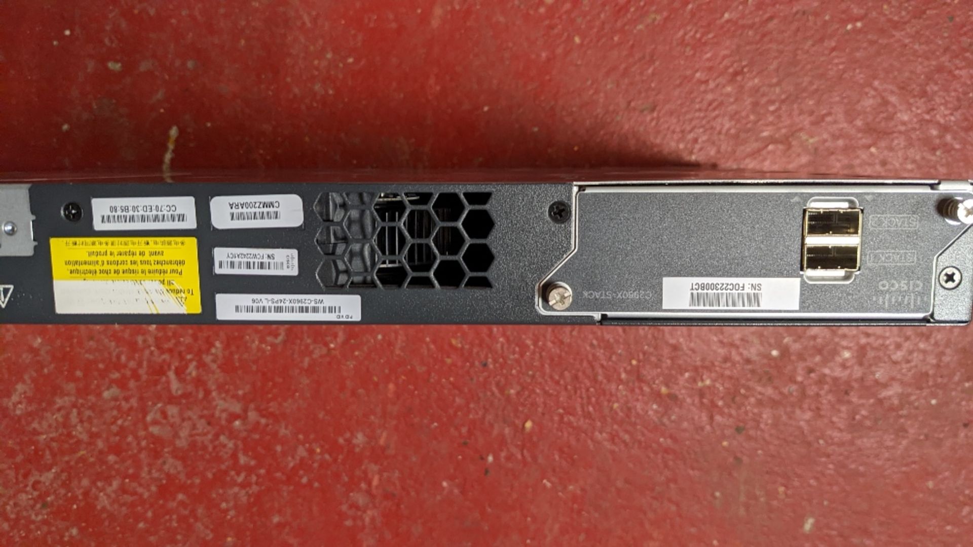 Cisco Catalyst 2960-X series network switch - Image 6 of 7